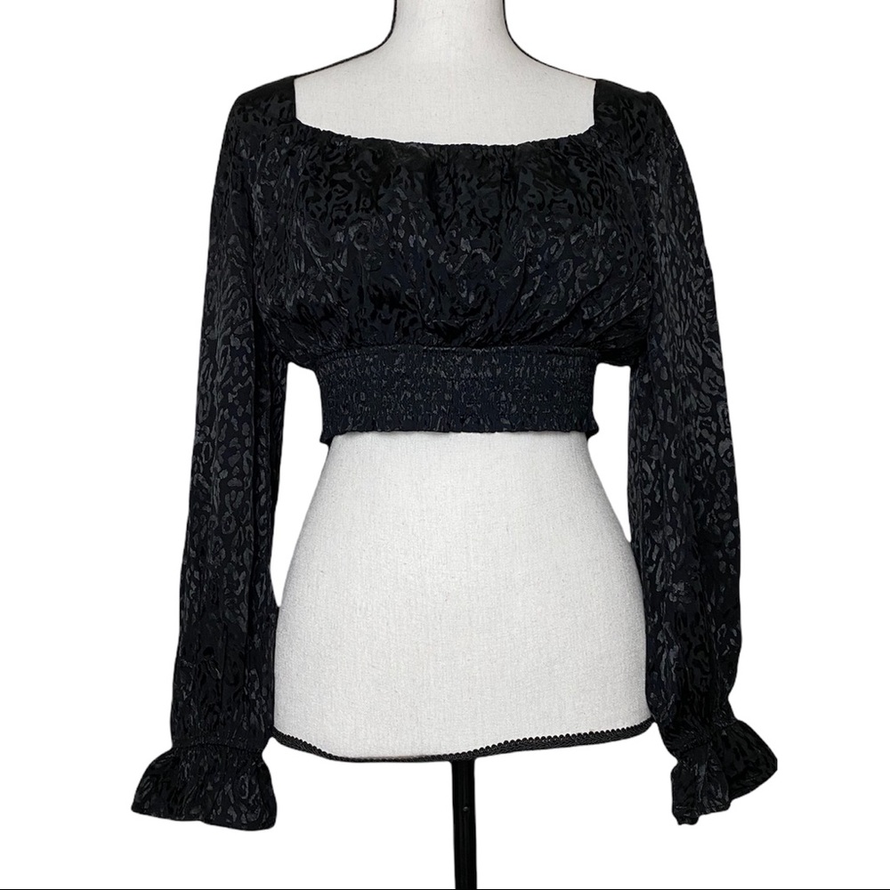 Storia Black Leopard Crop Top